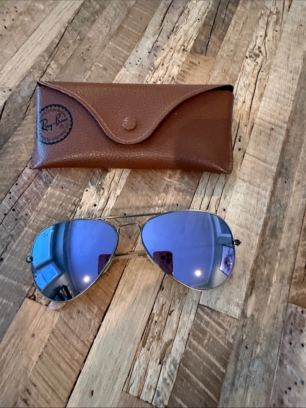 Ray-Ban Silver Frame Sunglasses w/ light purple Mirrored Lenses w/ matching case